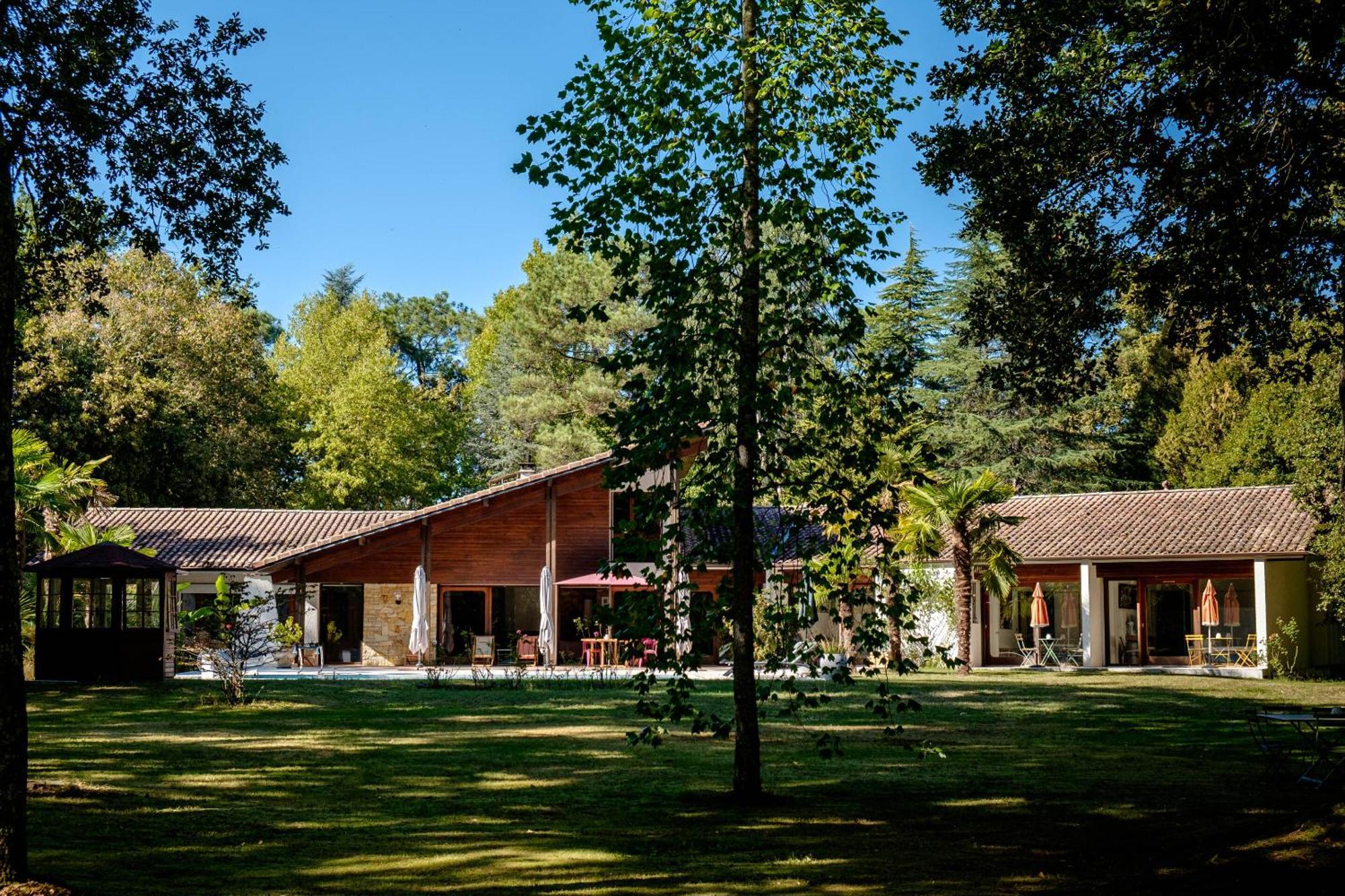 Parc De L'Aiguade Bed & Breakfast แซ็ง-โปล-เล-ดักซ์ ภายนอก รูปภาพ