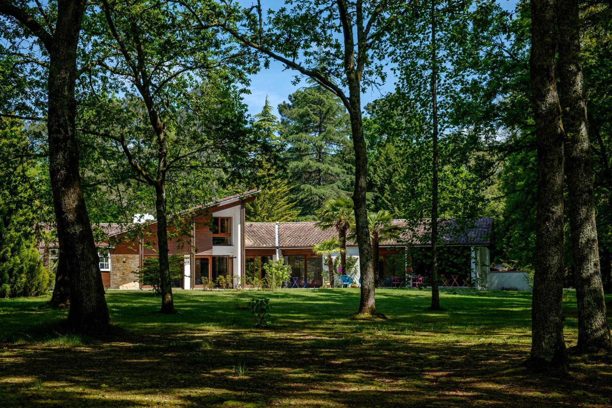 Parc De L'Aiguade Bed & Breakfast แซ็ง-โปล-เล-ดักซ์ ภายนอก รูปภาพ