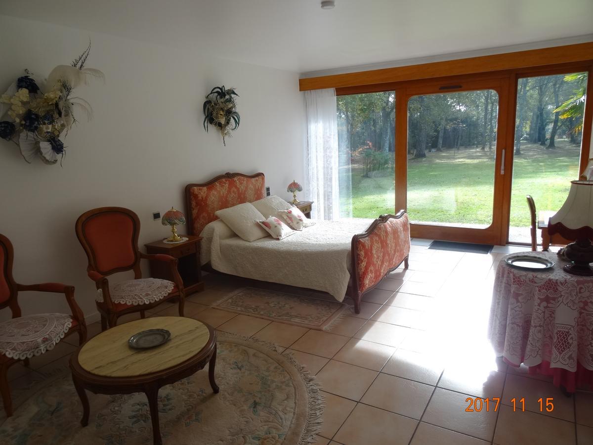 Parc De L'Aiguade Bed & Breakfast แซ็ง-โปล-เล-ดักซ์ ห้อง รูปภาพ